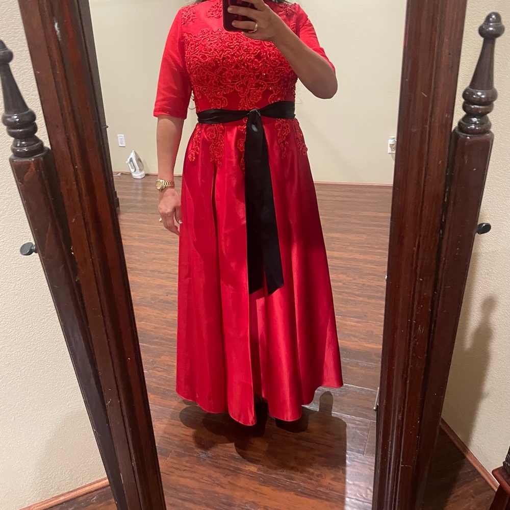 Elegant Red Evening Gown